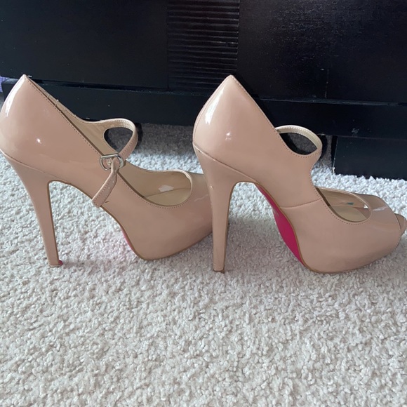 Signature by shoe dazzle heels - Picture 8 of 12